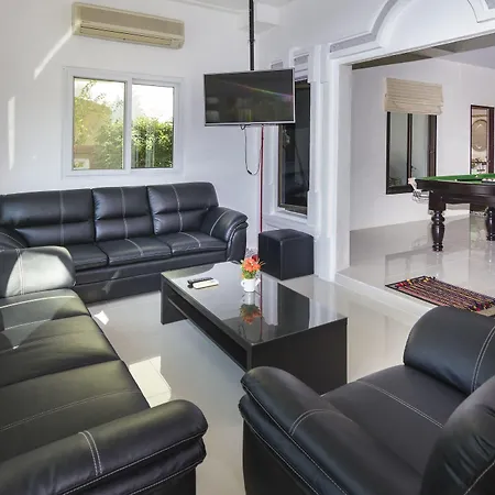 Ratana Villa - Pattaya Holiday House Walking Street